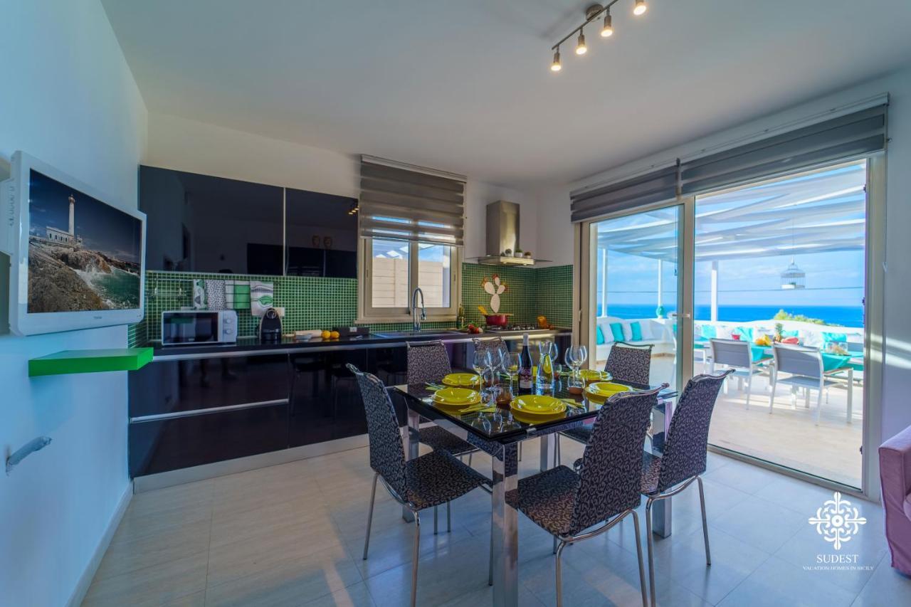 Villa Vittoria - Waterfront House 아우구스타 외부 사진